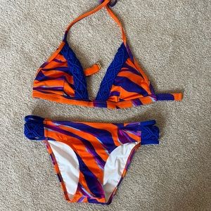 ✨✨ Venus Orange Purple Zebra Stripe Bikini size 6.
